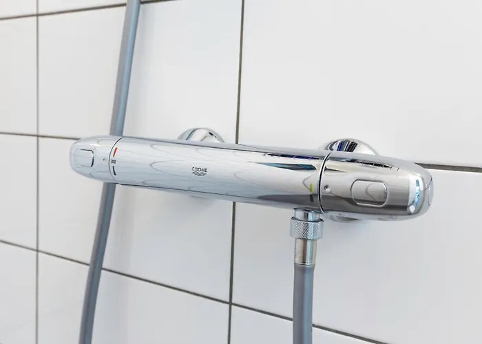 Family Executive With Balcony Open Utopia Flora 20f